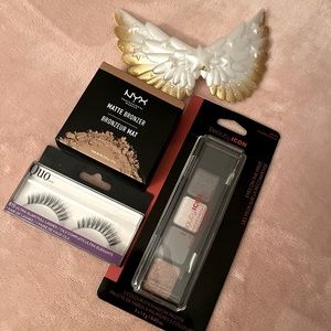 🦋💋FRESH FACE ALL YEAR ROUND ESSENTIALS EYE & SKIN GLOW PRODUTS